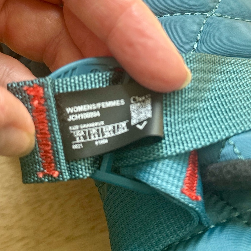 Chaco Teal Quilted Slip-On Bootie with Adjustable Strap Brand New, never worn! - Picture 8 of 8